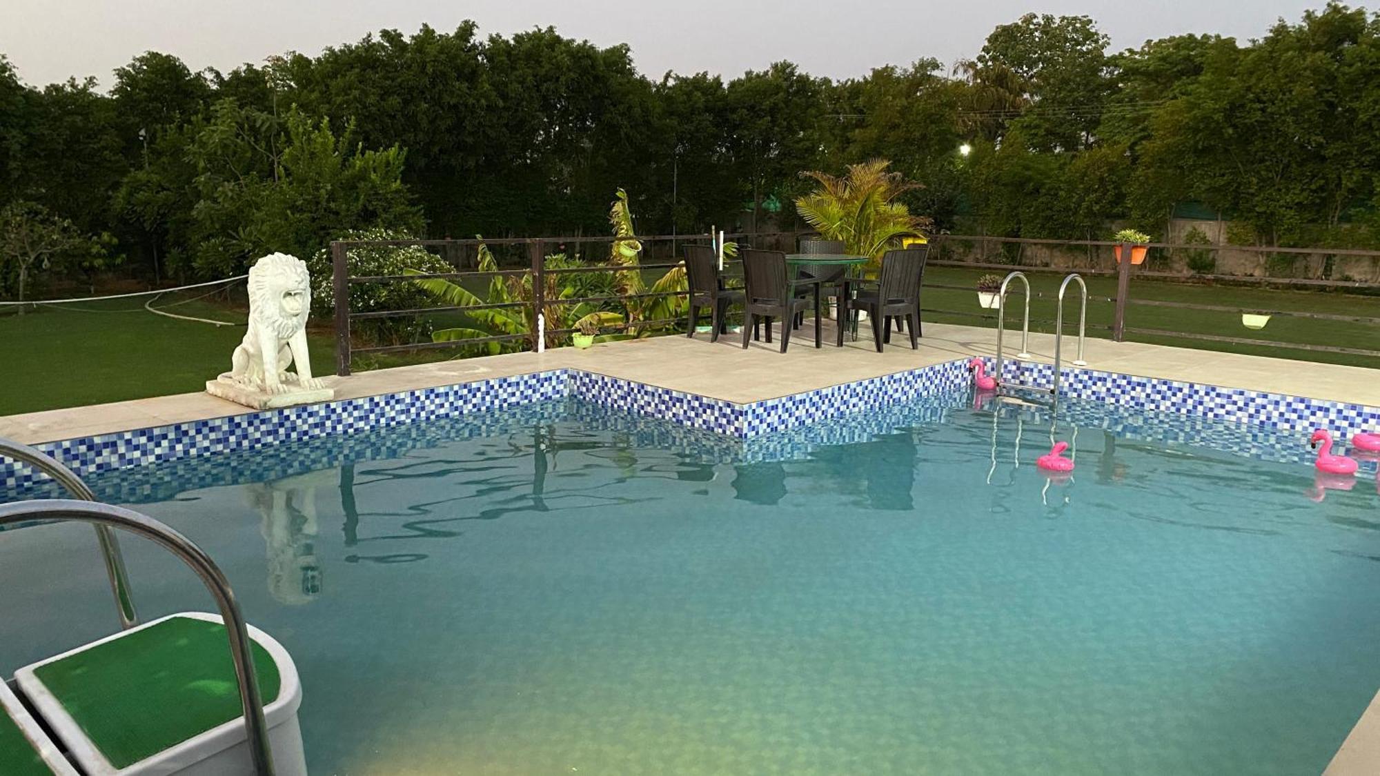 The Singh Farm Cosy Private Pool Farm Villa Gurgaon Exterior photo