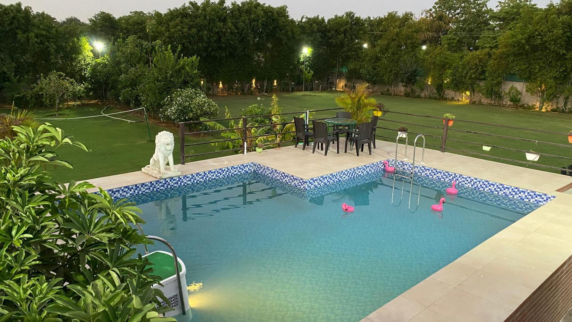The Singh Farm Cosy Private Pool Farm Villa Gurgaon Exterior photo